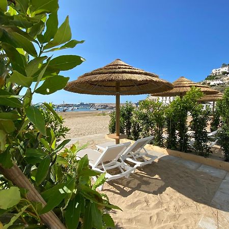 Marina Bay Beach Hotel Peschici Εξωτερικό φωτογραφία