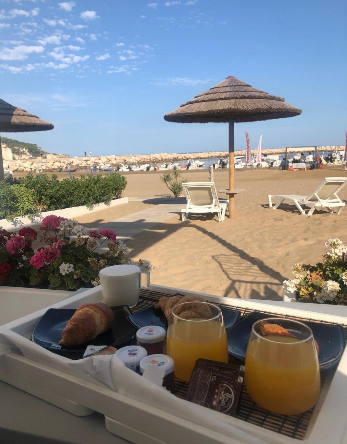 Marina Bay Beach Hotel Peschici Εξωτερικό φωτογραφία