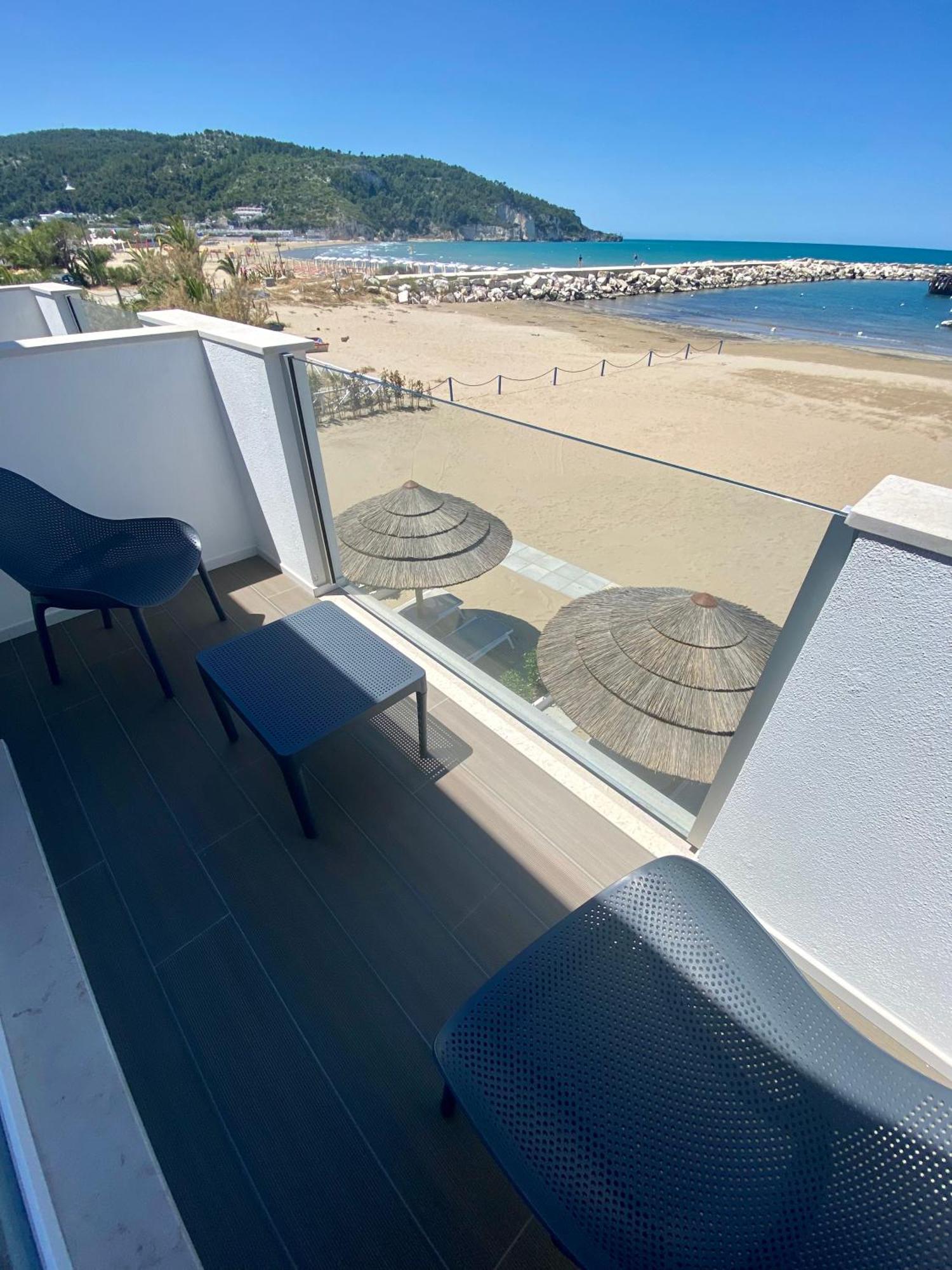 Marina Bay Beach Hotel Peschici Εξωτερικό φωτογραφία